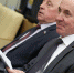Кто гасит инициативы депутатов-коммунистов. Но вот «ЕдРо» заметалось. Что делать? Инициативу Коломейцева проигнорировать нельзя, слишком резонансная тема. И тогда было принято хитроумное решение... - КПРФ