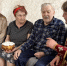 Православная молодёжь поздравила 100-летнего ветерана Великой Отечественной войны с Пасхой - Черкесская епархия Русской Православной Церкви